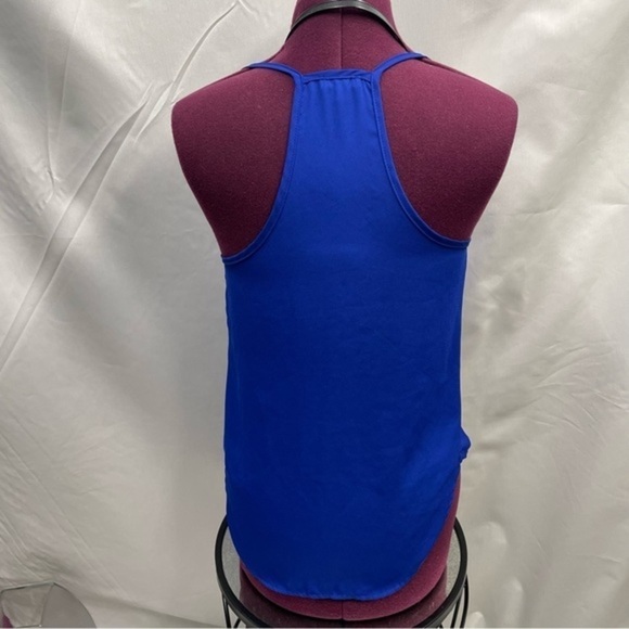 Thin royal blue lily white xs top - Picture 4 of 6